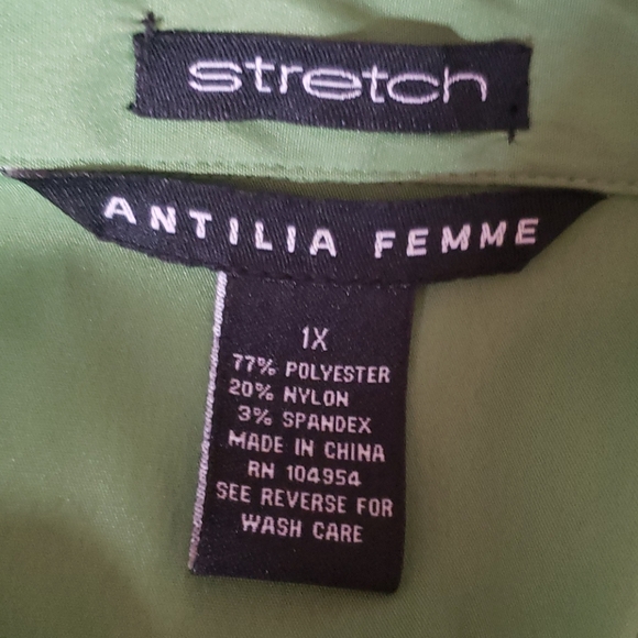 Top - Picture 4 of 4